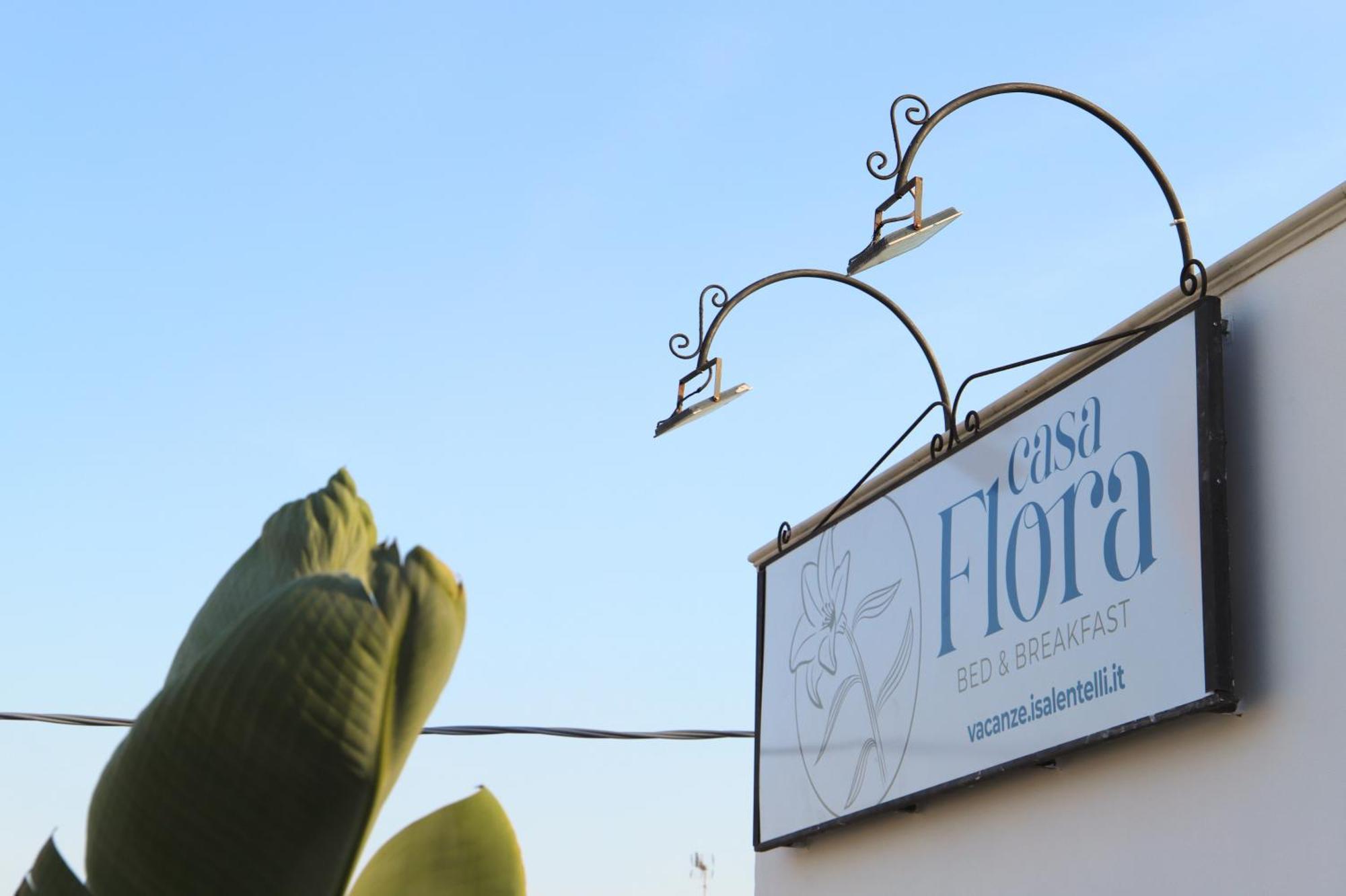 Casa Flora - Bed And Breakfast Torre San Giovanni Ugento Eksteriør bilde